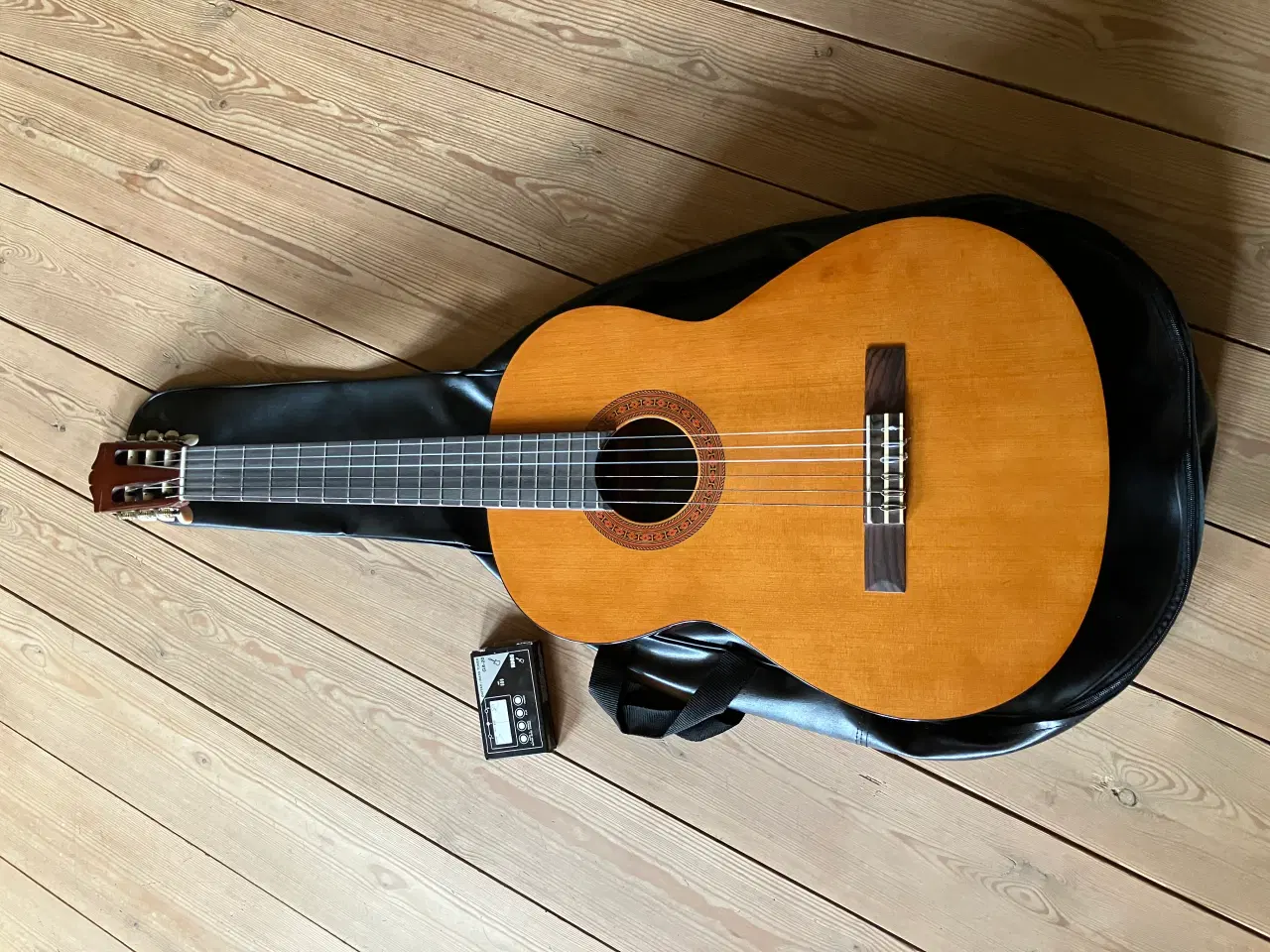 Billede 2 - Guitar Jamaha C-40