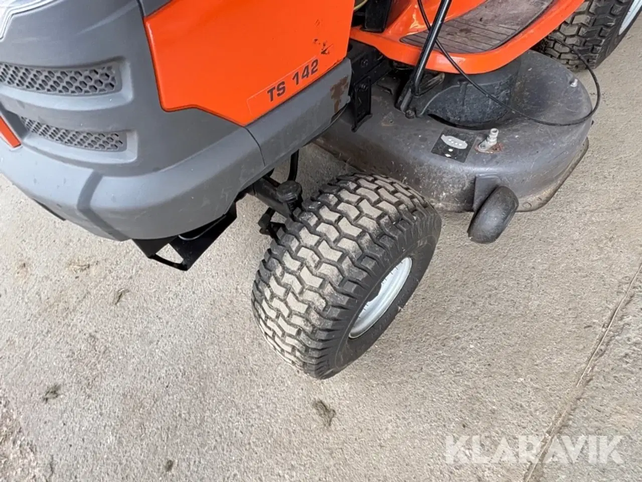 Billede 9 - Havetraktor Husqvarna TS142