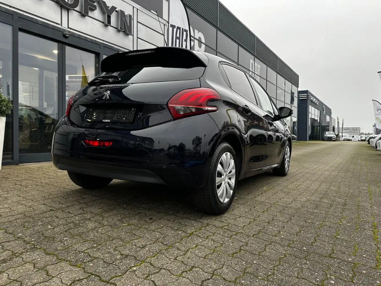 Billede 8 - Peugeot 208 1,6 BlueHDi 100 Envy Sky