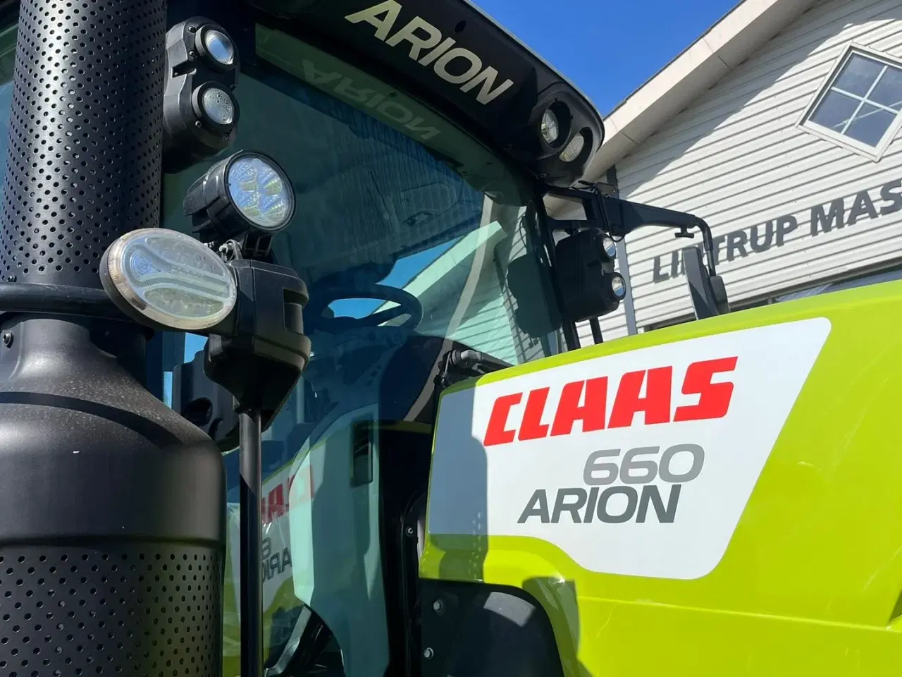 Billede 16 - CLAAS ARION 660 CMATIC med frontlift og front PTO og den kan evt også leveres med GPS anlæg