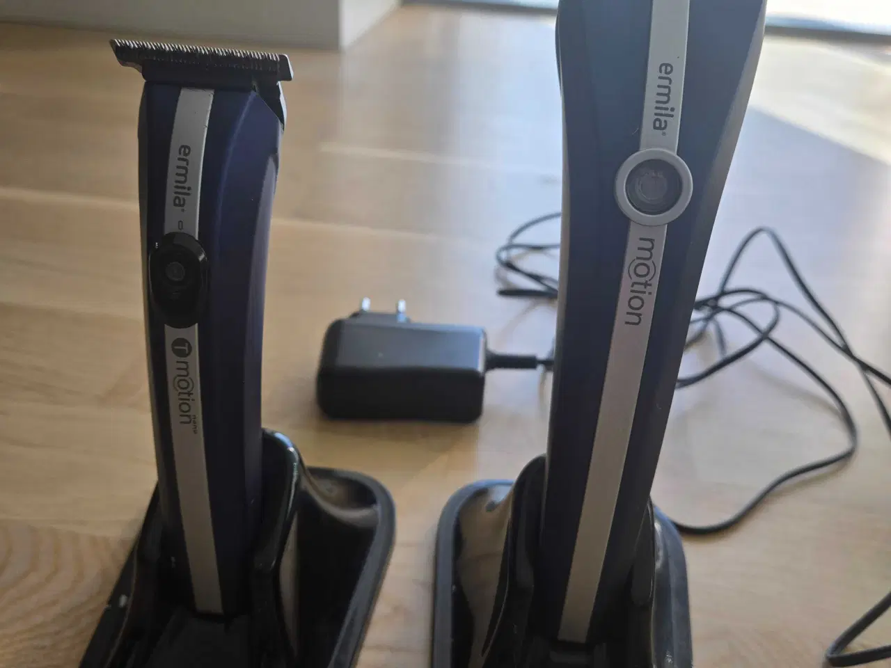Billede 8 - Lækre frisørartikler. Hårtørrer, hårtrimmere, saks