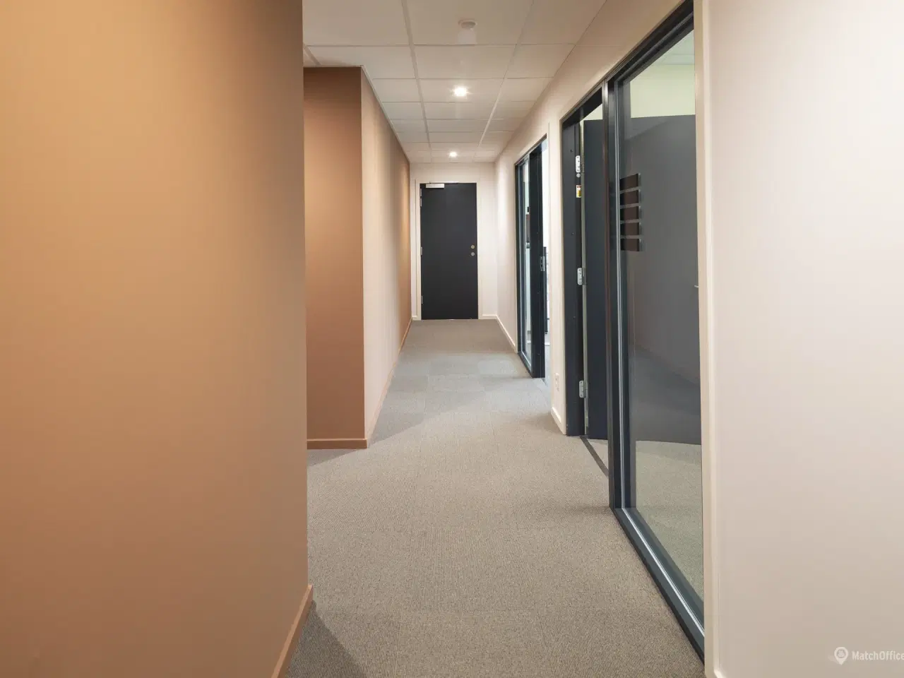 Billede 15 - Velbeliggende nyere moderne kontorlokaler med fælles kantineordning