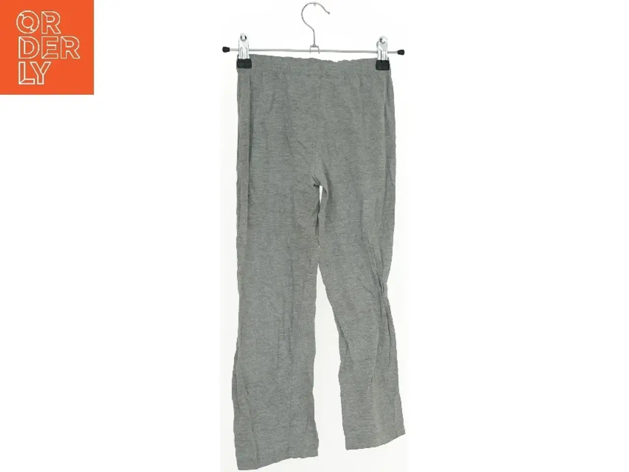 Billede 2 - Grå bukser fra Disney (str. 116)