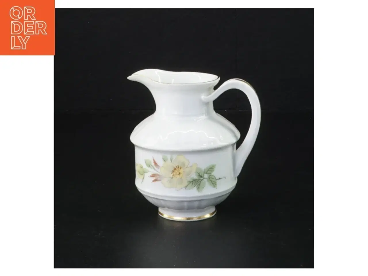 Billede 1 - Porcelænskande med blomstermotiv