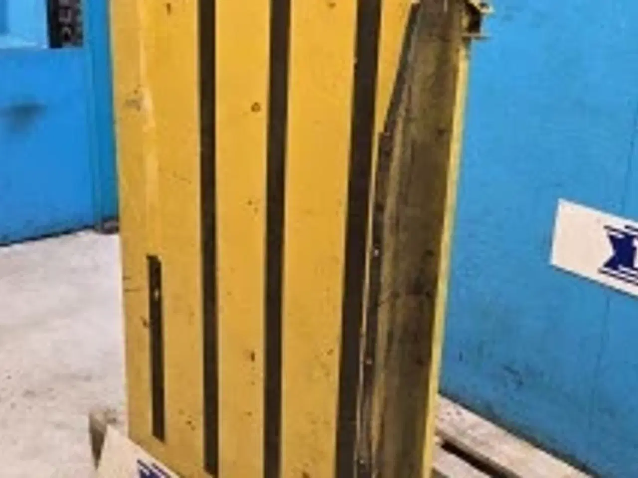 Billede 9 - New Holland TX68 Motorhjelmpanel 84036179