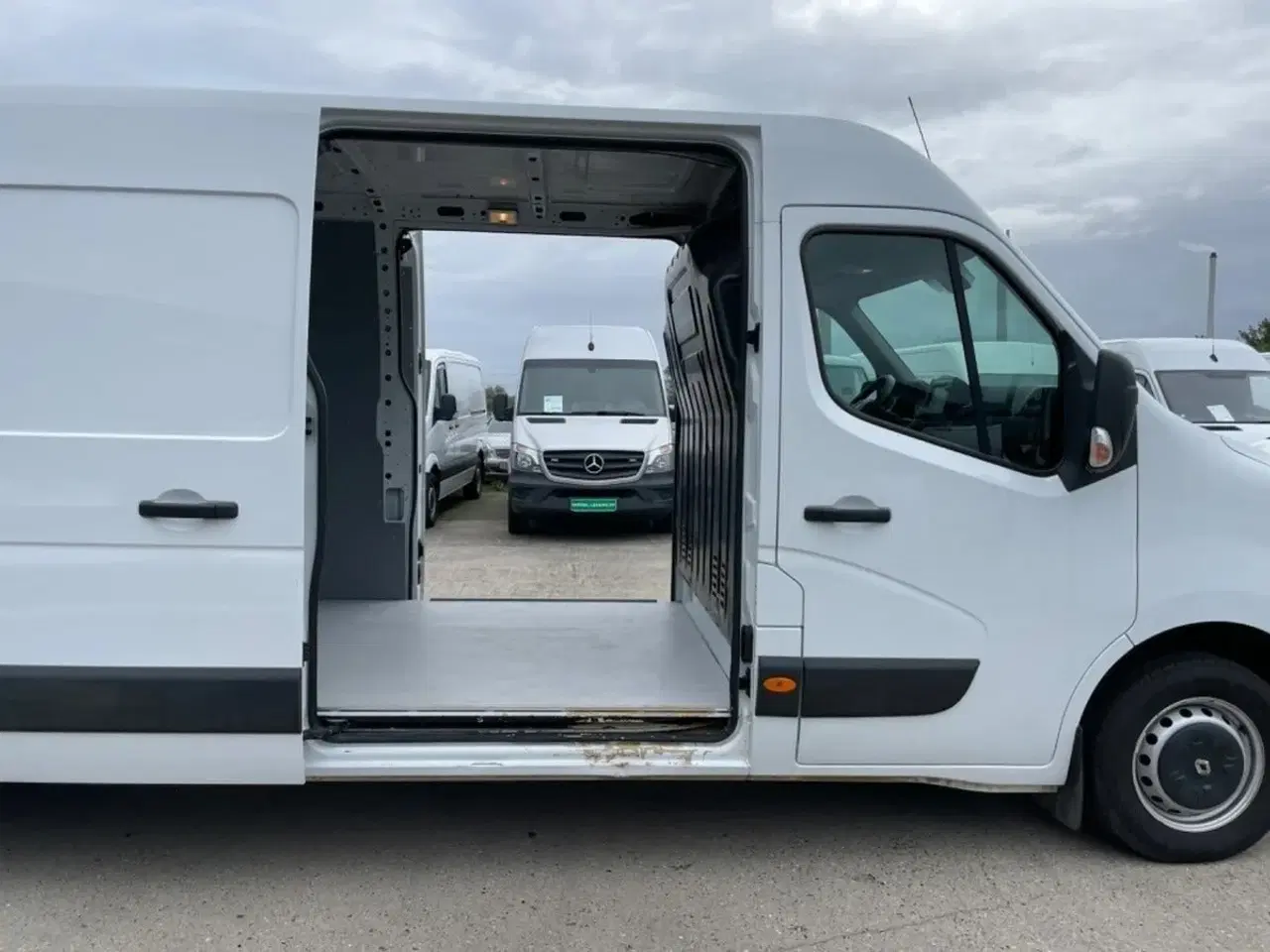 Billede 11 - Renault Master IV T35 2,3 dCi 150 L3H2 Kassevogn