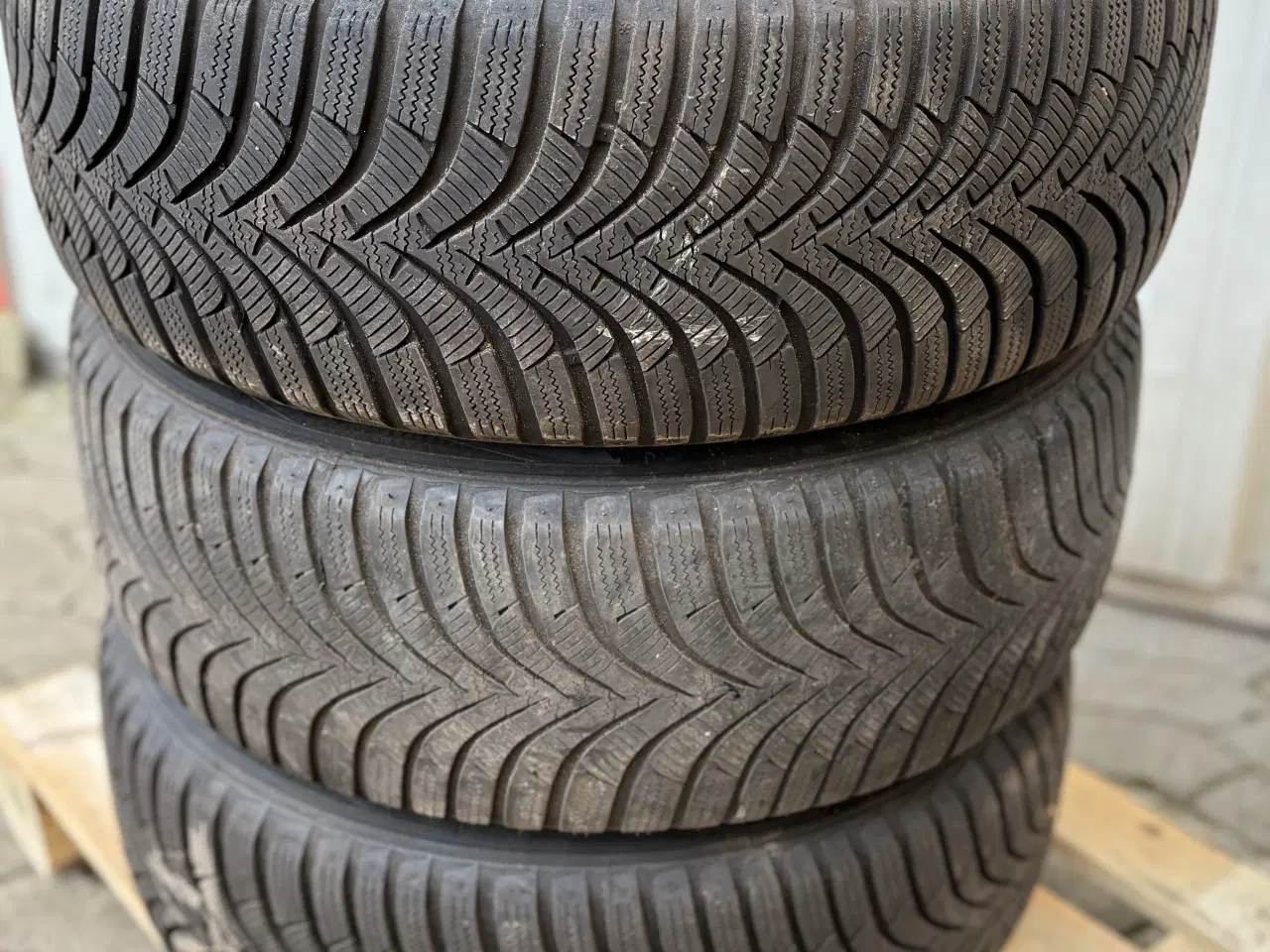 Billede 10 - 16” alufælge på vinterdæk ET47 fra Audi A3