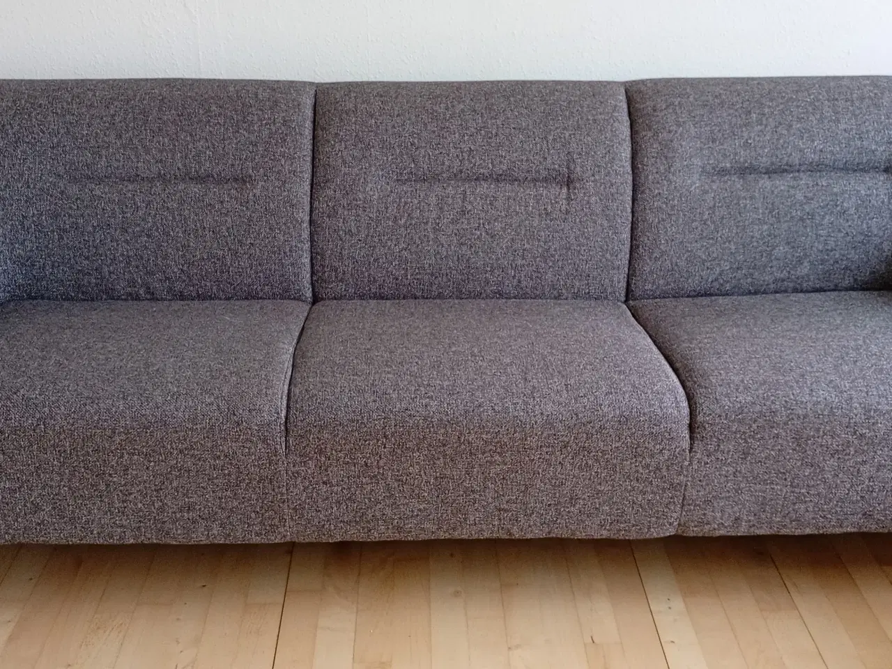 Billede 1 - Pæn og velholdt sofa