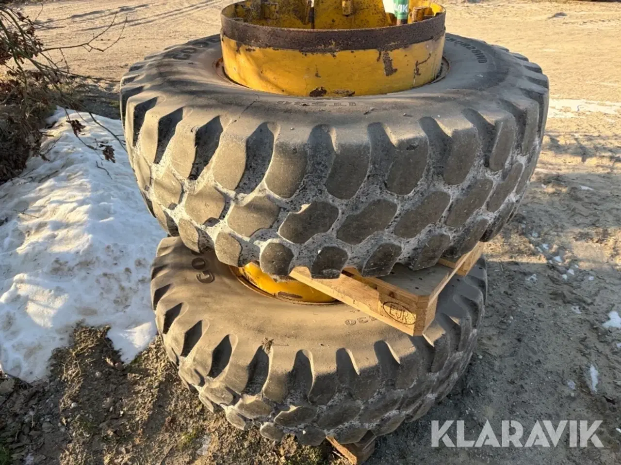 Billede 3 - Tvillinghjul Goodyear 440/80 R28 IND