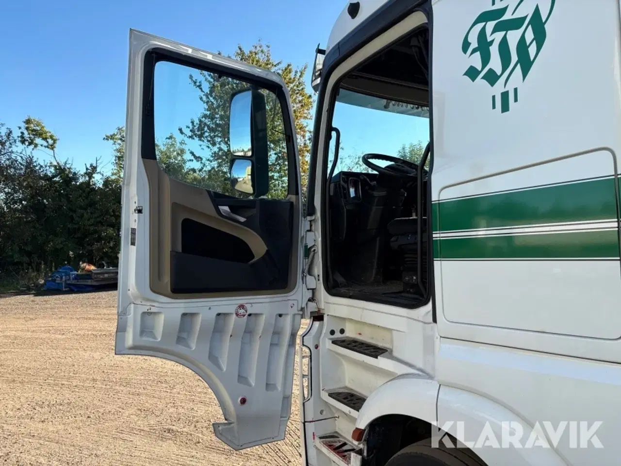 Billede 8 - Lastbil Mercedes-Benz Actros med gardintrailer