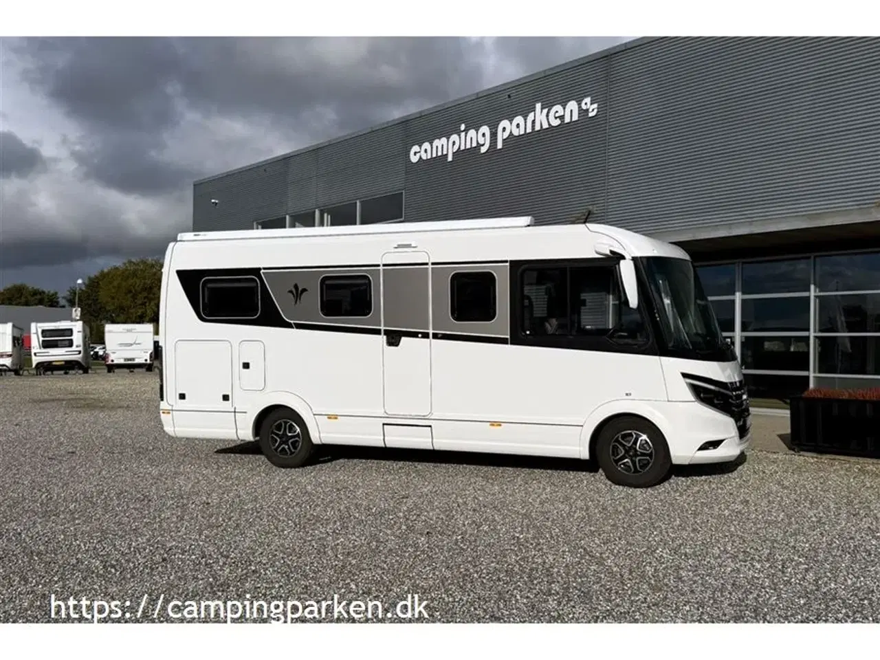 Billede 1 - 2022 - Niesmann+Bischoff iSmove 6.9E Aut. gear   En sjælden mulighed for en brugt Niesmann-Bischoff Ismove 6,9E, luksus i stilrent design