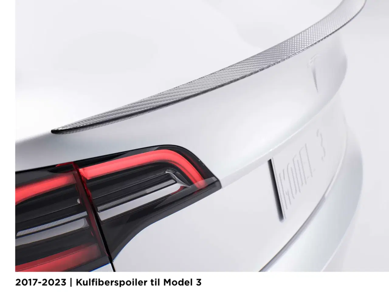 Billede 3 - Original kulfiber-hækspoiler Tesla Model Y