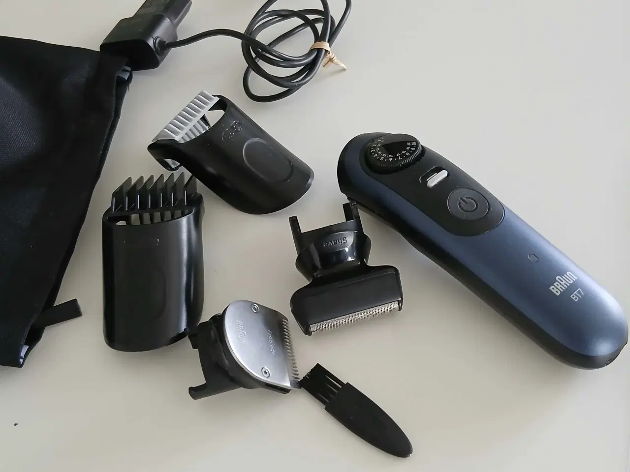 Billede 2 - Hår/skæg trimmer Braun BT7