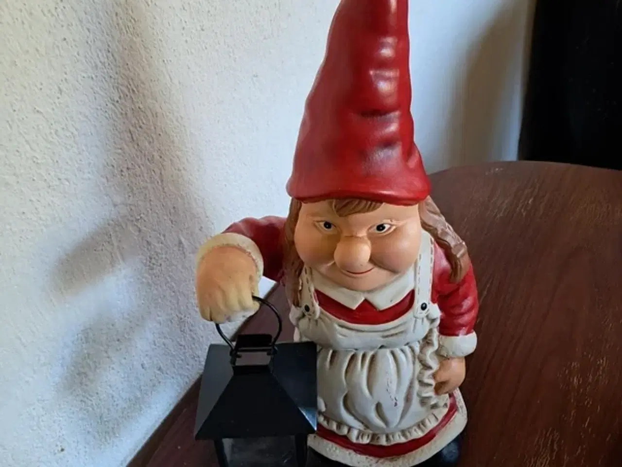 Billede 1 - Nissepige med lanterne