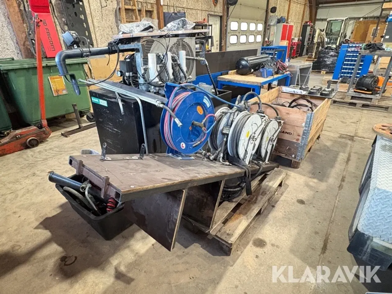 Billede 1 - Hydraulikværksted til Cargo trailer AARIAC/Hydrodcand