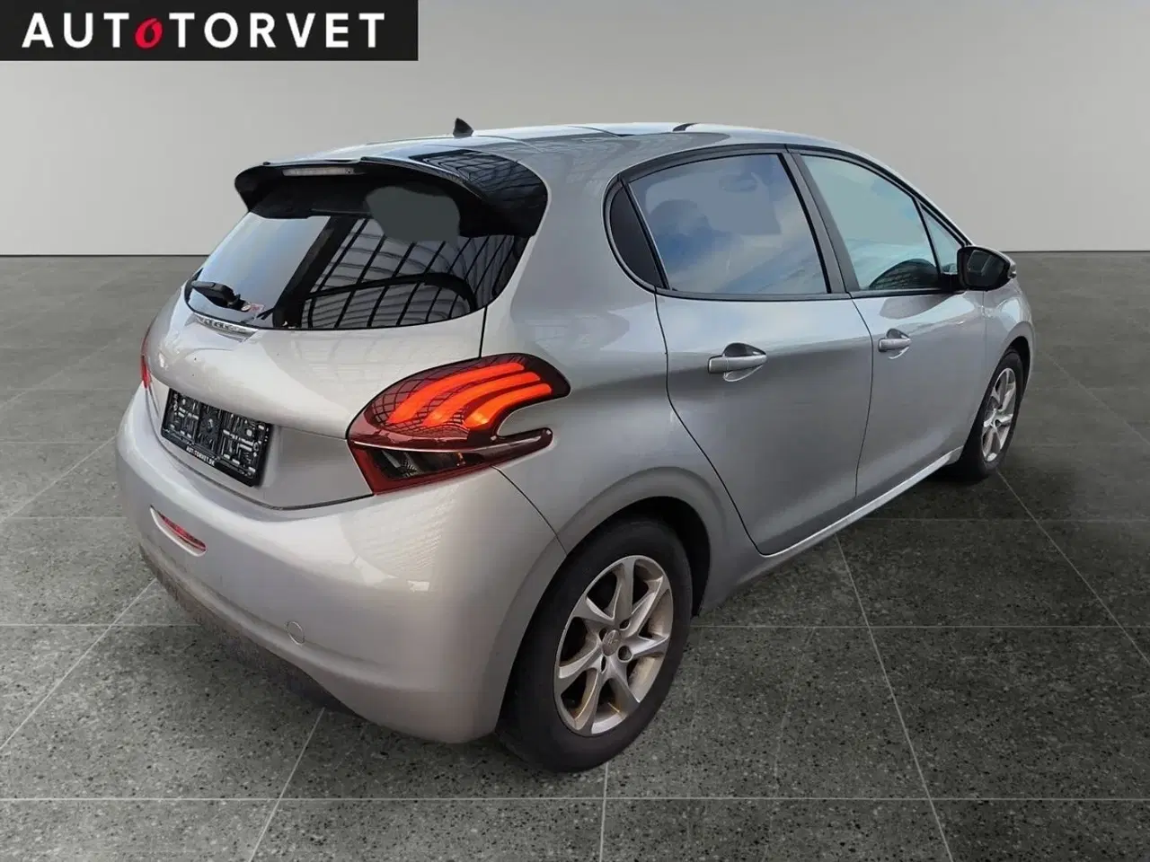 Billede 3 - Peugeot 208 1,6 BlueHDi 100 Intense
