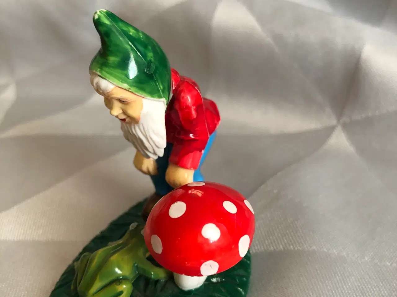 Billede 7 - Lille julemand med en frø og svamp