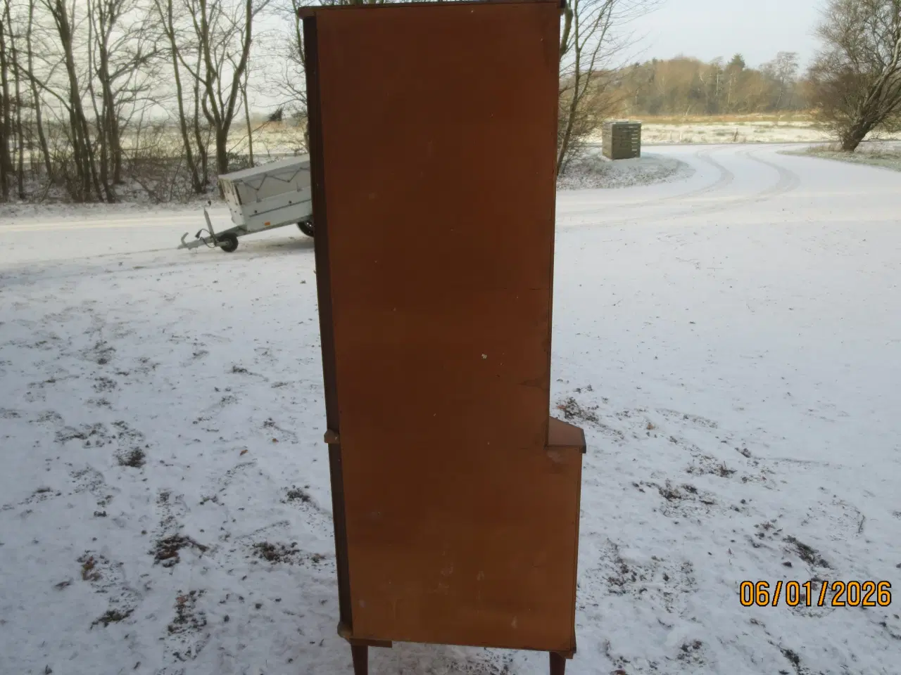 Billede 3 - 1 stk Teak Hjørneskab med Nøgle