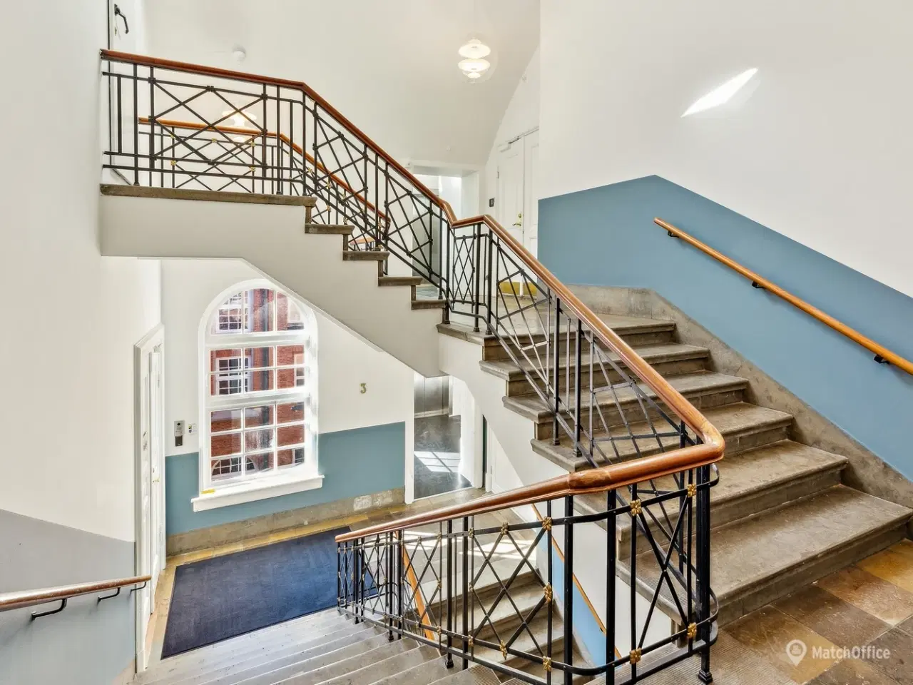 Billede 8 - 779 m² LEJEMÅL & 50 m² tagterrasse. Eksklusivt lejemål med udsigt over byens tage