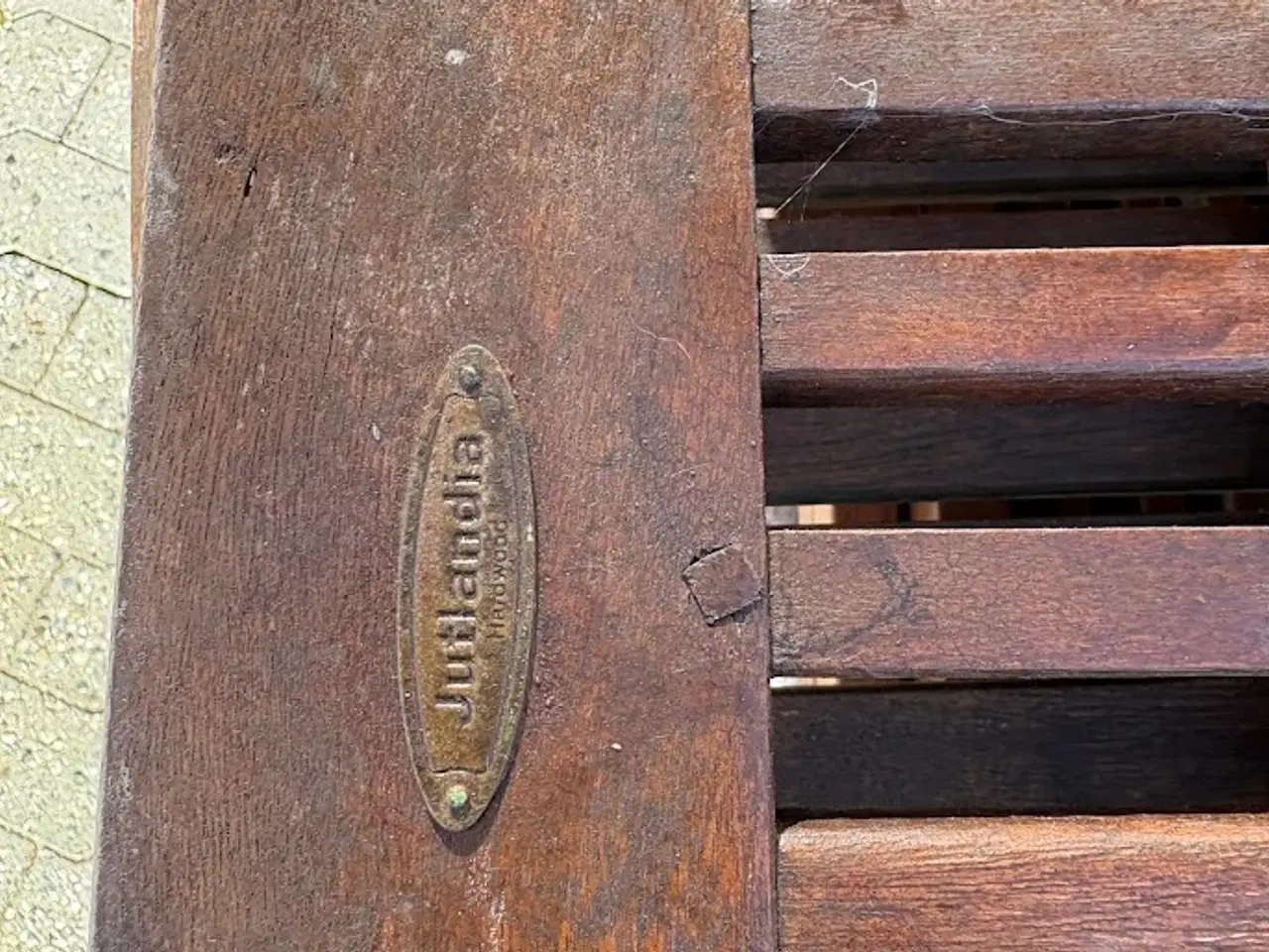 Billede 3 - Stort havebord med 6 stole og 2 ud klapper