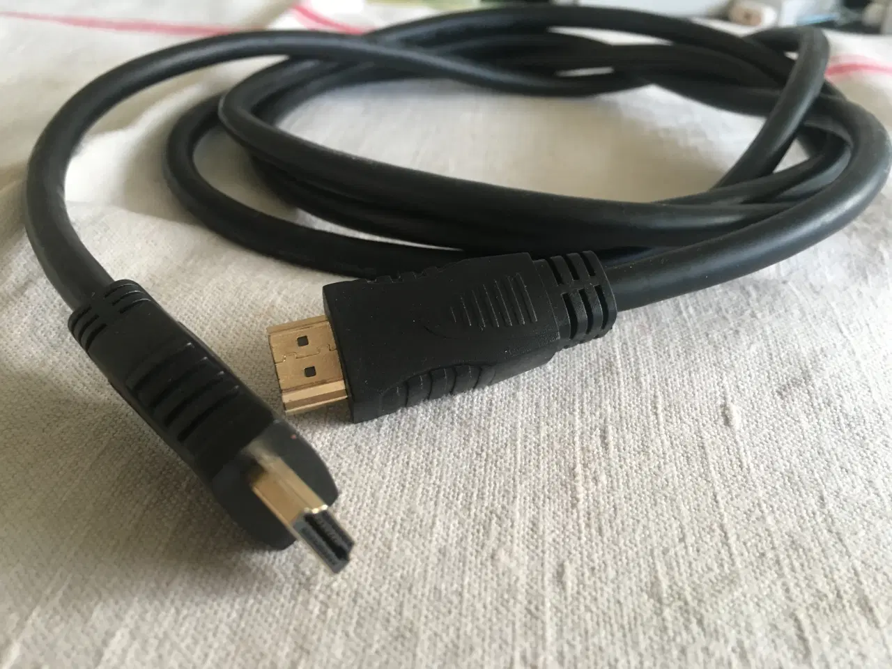 Billede 2 - HDMI kabel, 2m