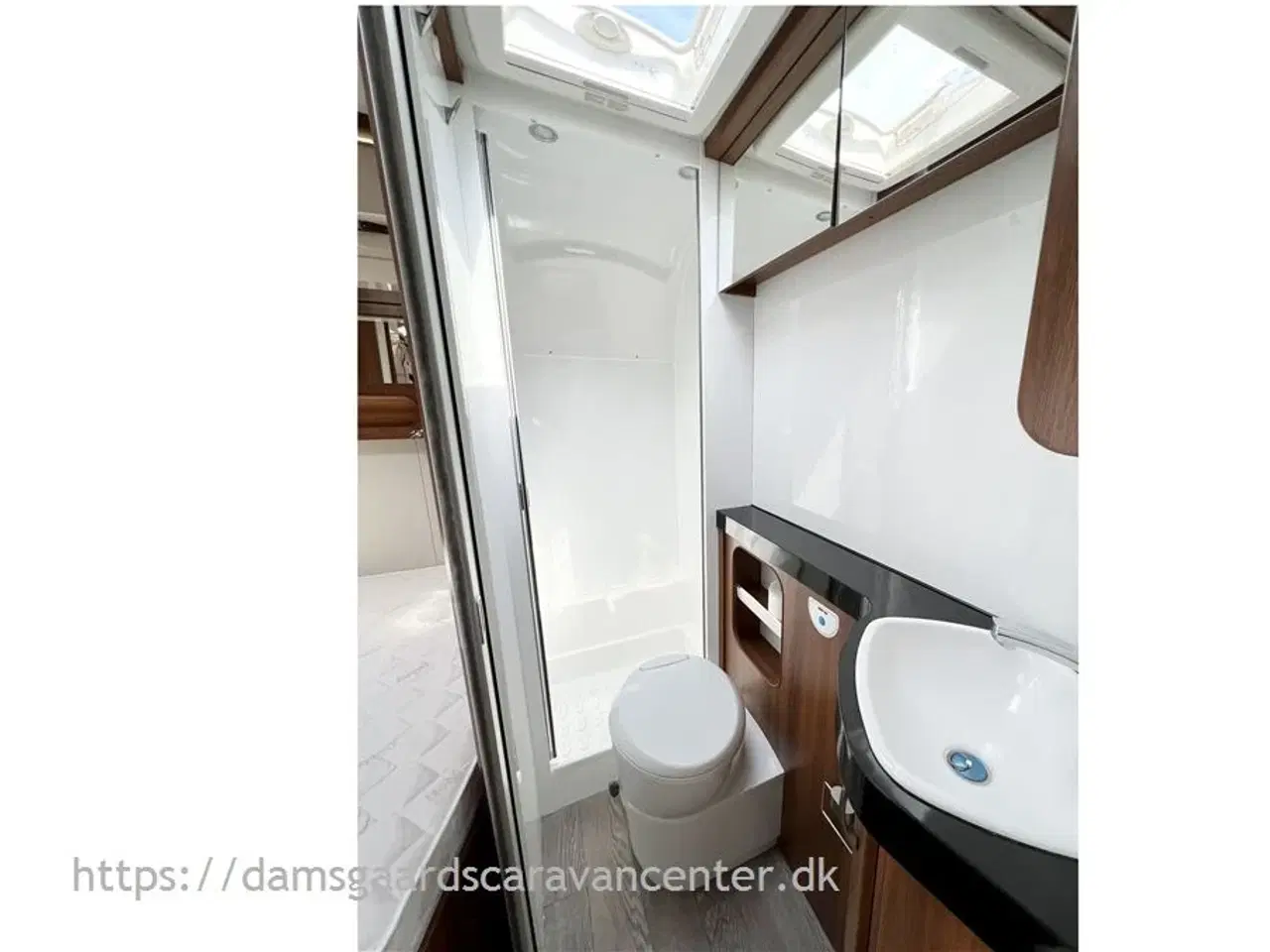 Billede 18 - 2019 - Hobby Excellent 540 FU   Fransk seng-Combi4-Gulvtemp.-Mover-Telt