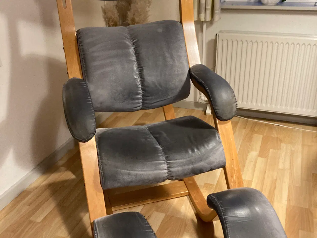 Billede 1 - GRAVITY BALANS LÆNESTOL Ergonomisk stol