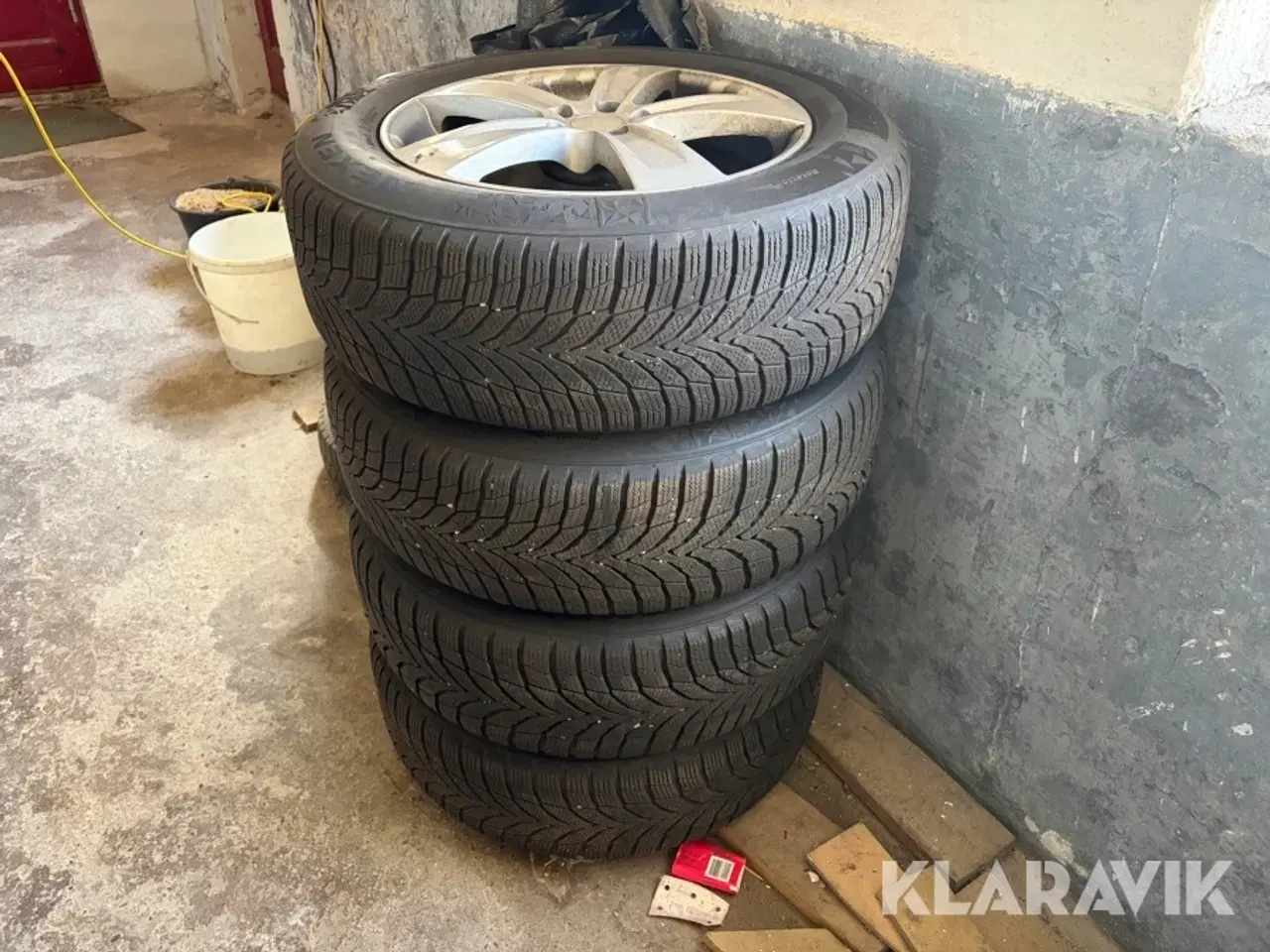 Billede 2 - Dæk Nexen vinterdæk 235 60 R18 4 styk