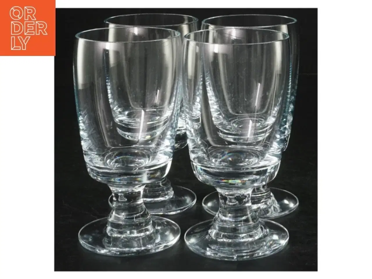Billede 1 - Gennemsigtige glas med skulpturelt design (str. H. 11,5 cm. x ø. 6 cm)