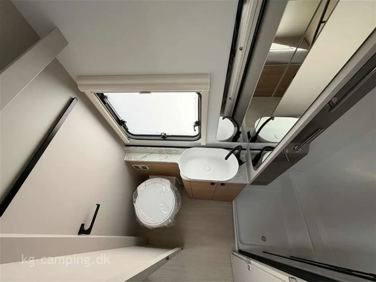 Billede 14 - 2026 - Adria Adora 573 PT   Ny Adora generation nu på lager!