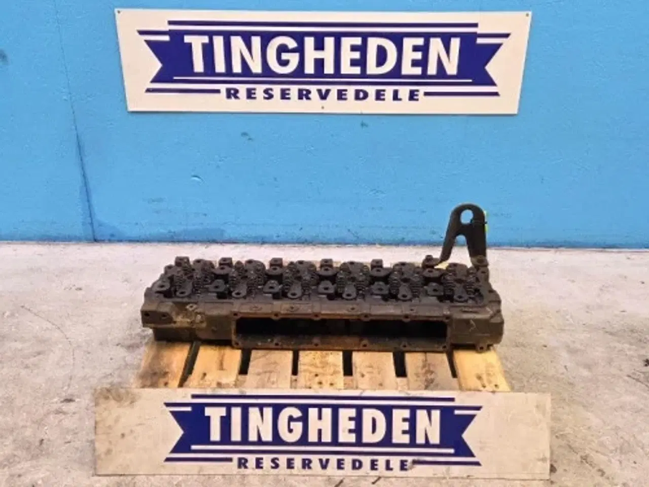 Billede 1 - John Deere 6068   Topstykke   RE567118 