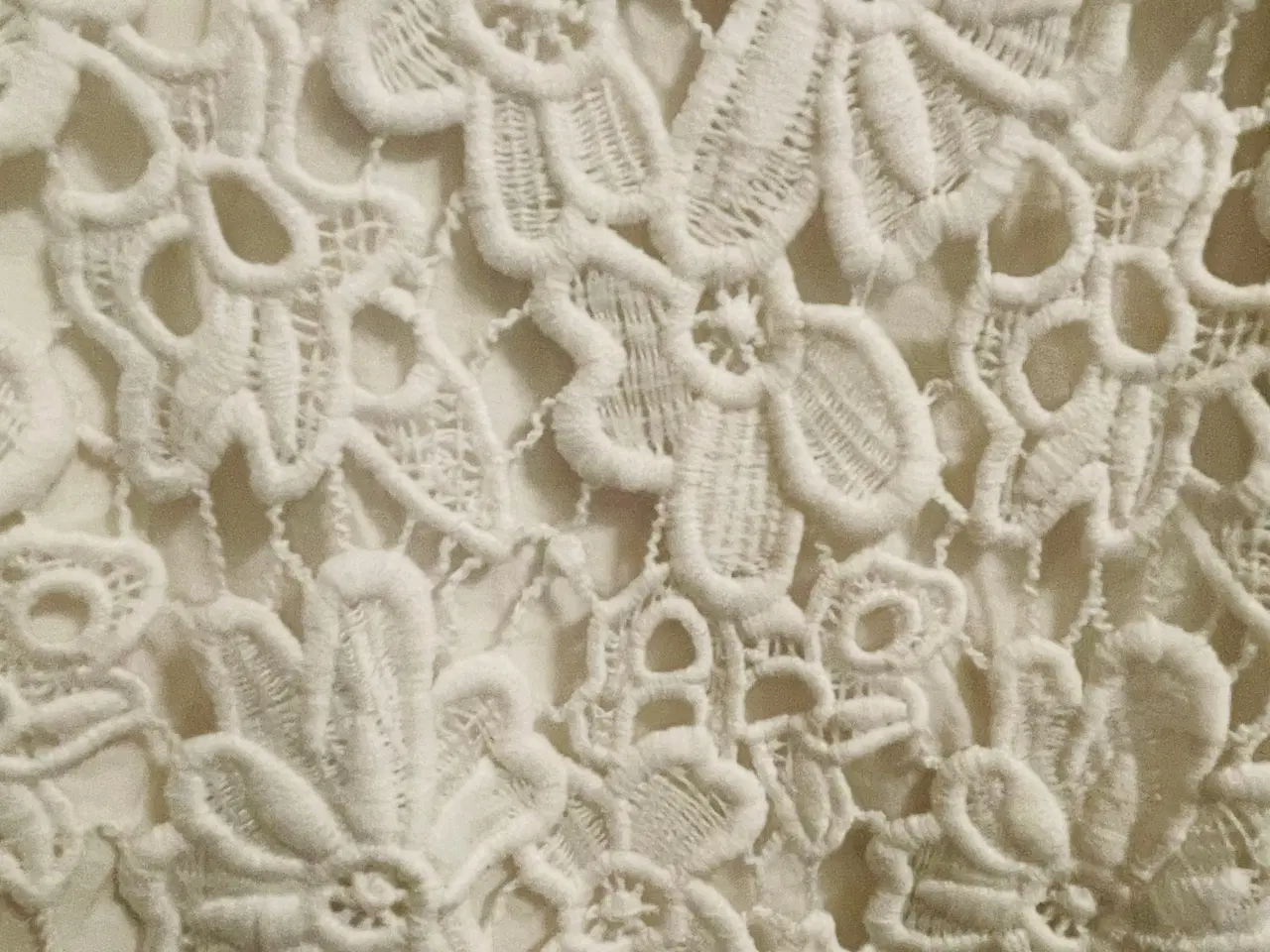 Billede 5 - Smuk kjole i blonder