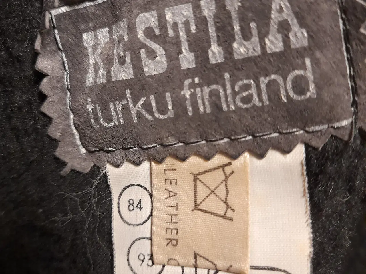 Billede 2 - Lammeskindsfrakke, str. 38, Kestila, Turku, Findla