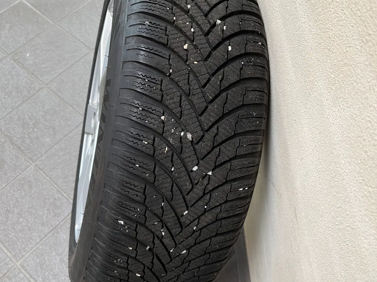 Billede 3 - 17 " alufælge med vinterdæk