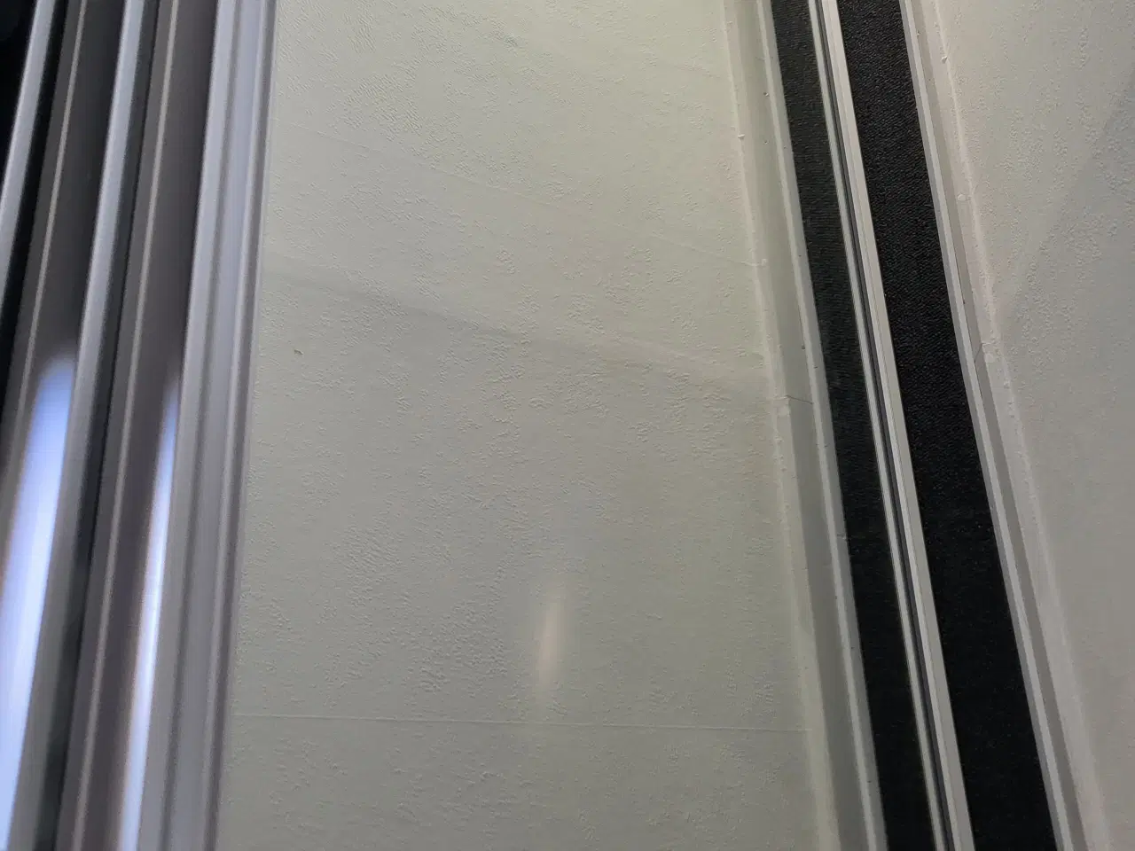 Billede 2 - Skydelåger 3 stk i alt. 1 spejl.