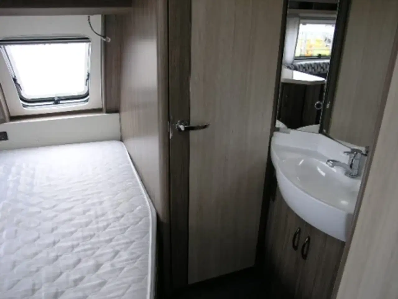 Billede 9 - Hobby De Luxe 560 KMFE