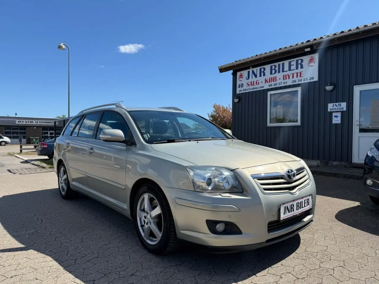 Billede 16 - Toyota Avensis 2,4 Executive aut.