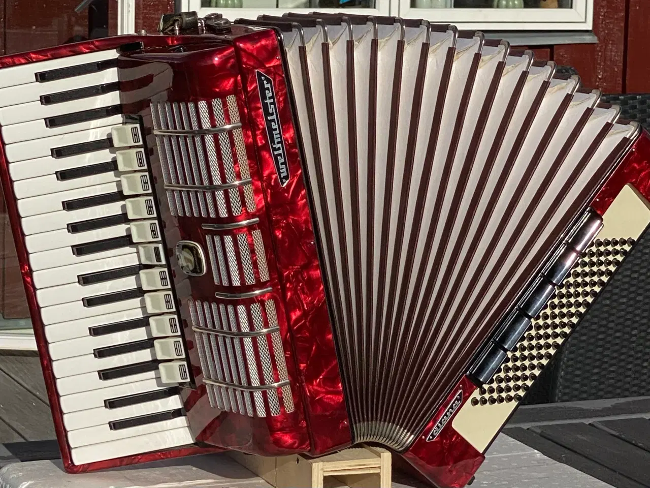 Billede 6 - Flot og velspillende Weltmeister harmonika sælges 