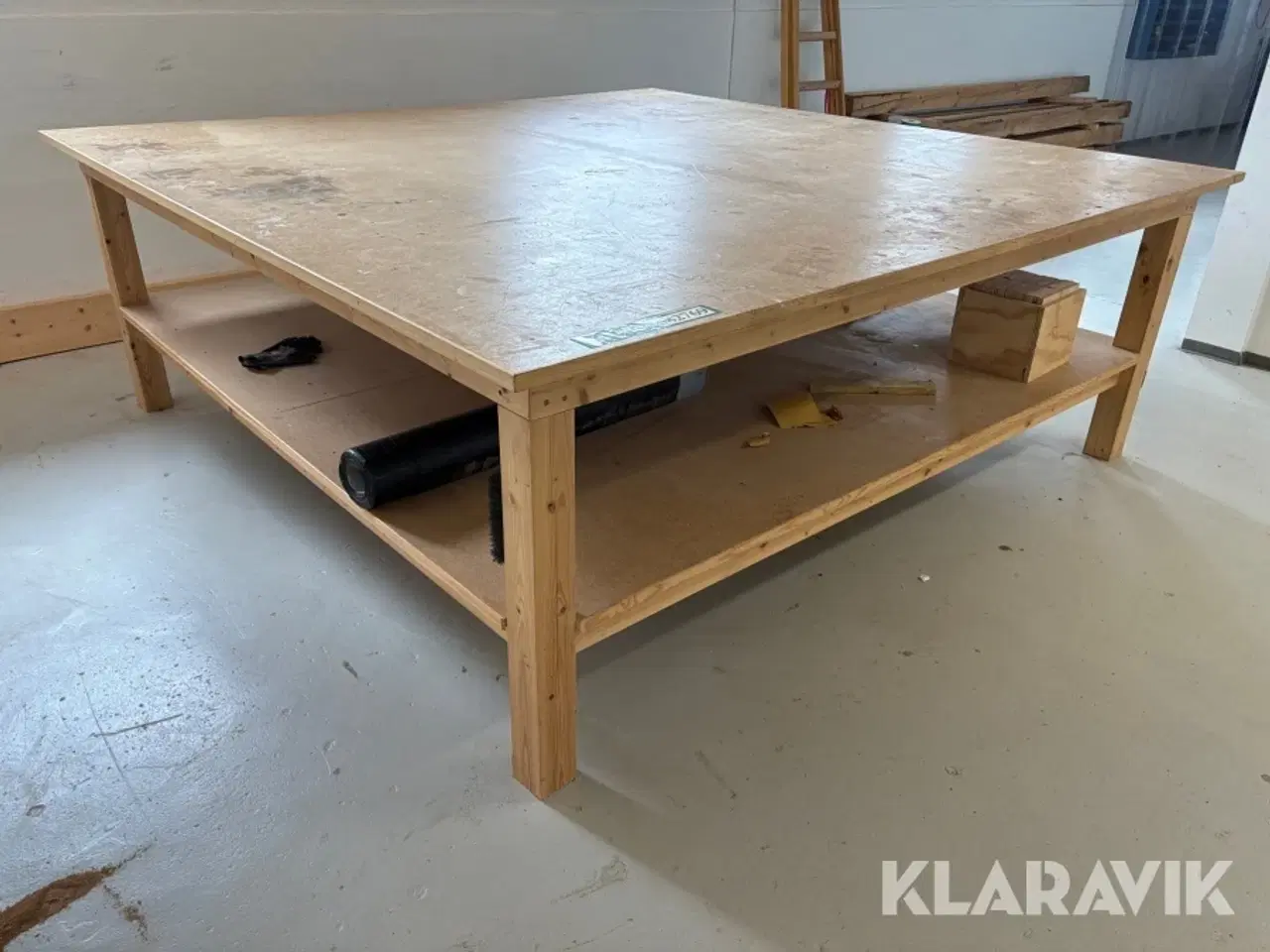 Billede 2 - Arbejdsbord træ