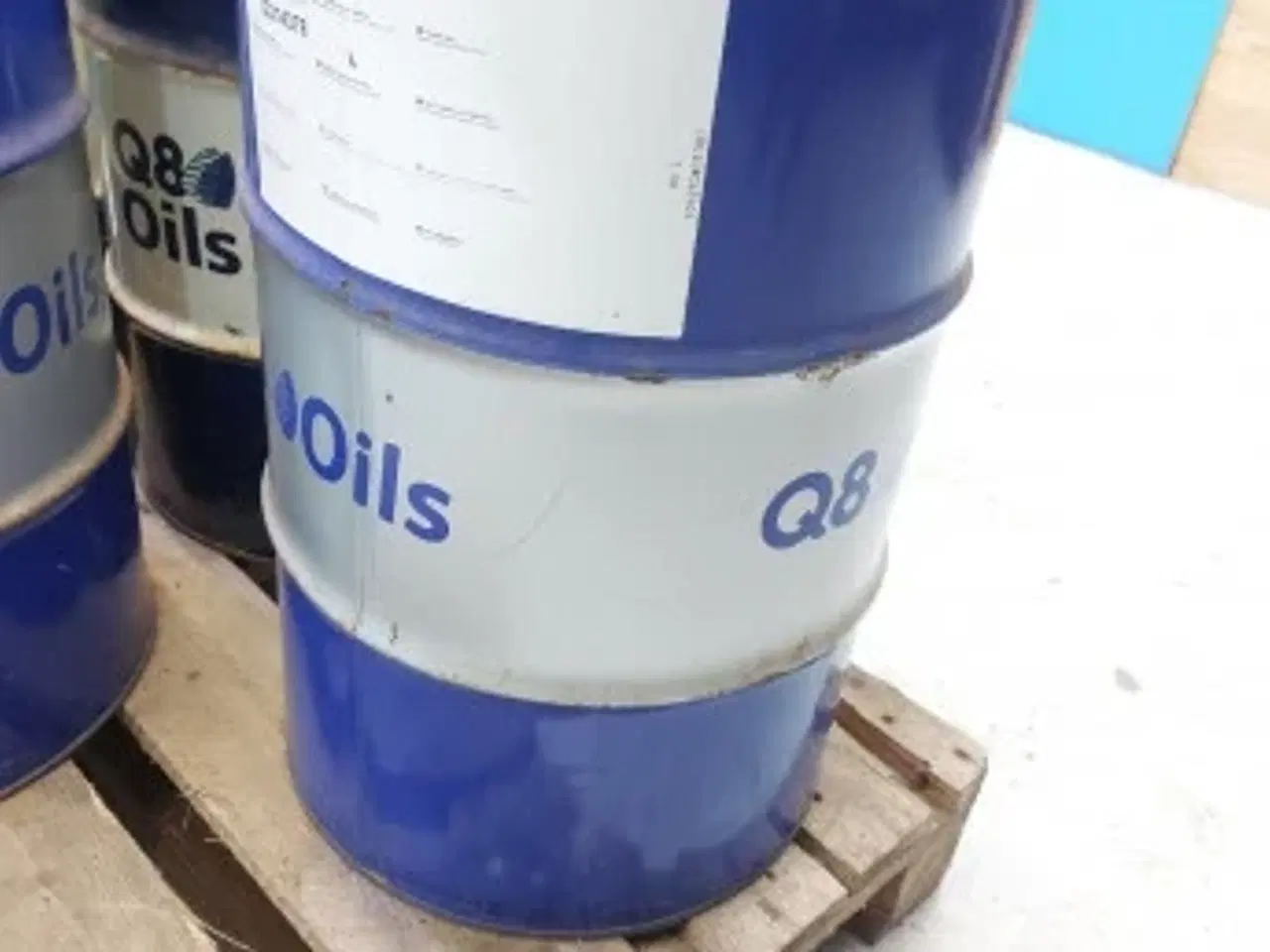Billede 1 - Oiletønde 60L Q8 10W-40