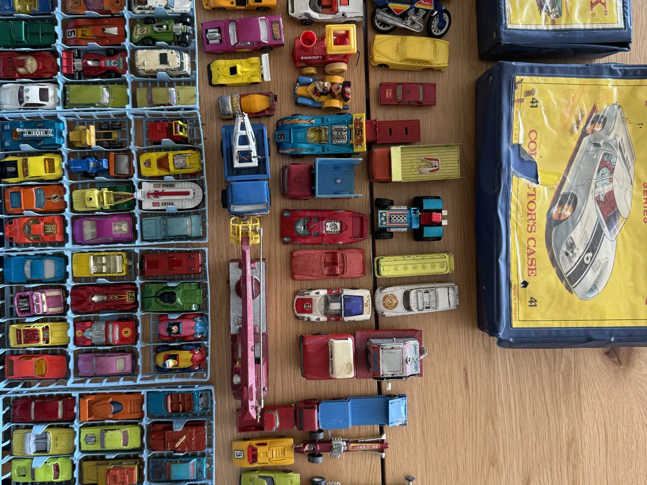 Billede 2 - 113 legetøjsbiler