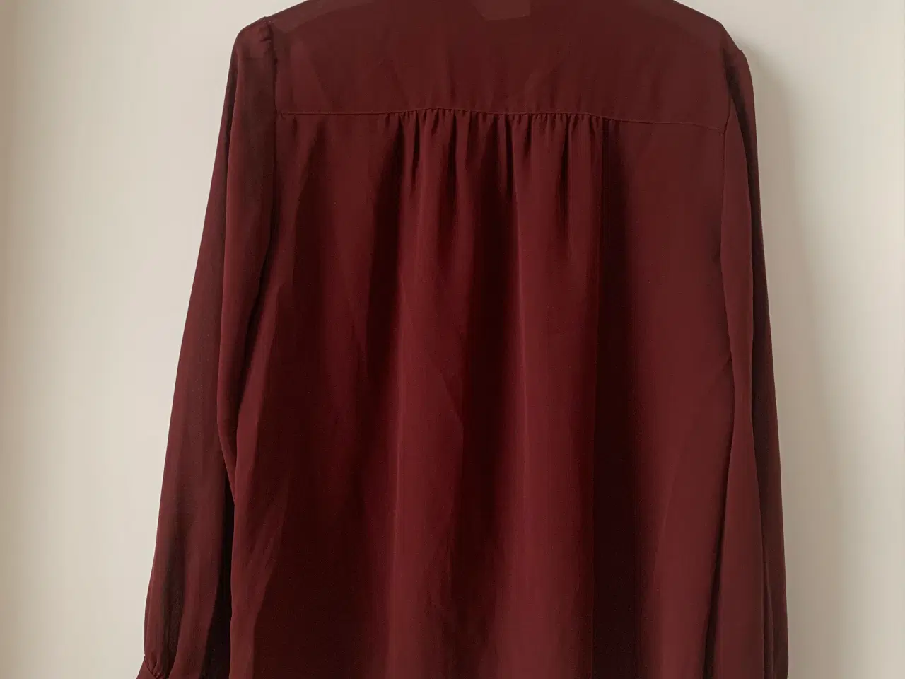 Billede 6 - Windsmoor bordeaux bluse