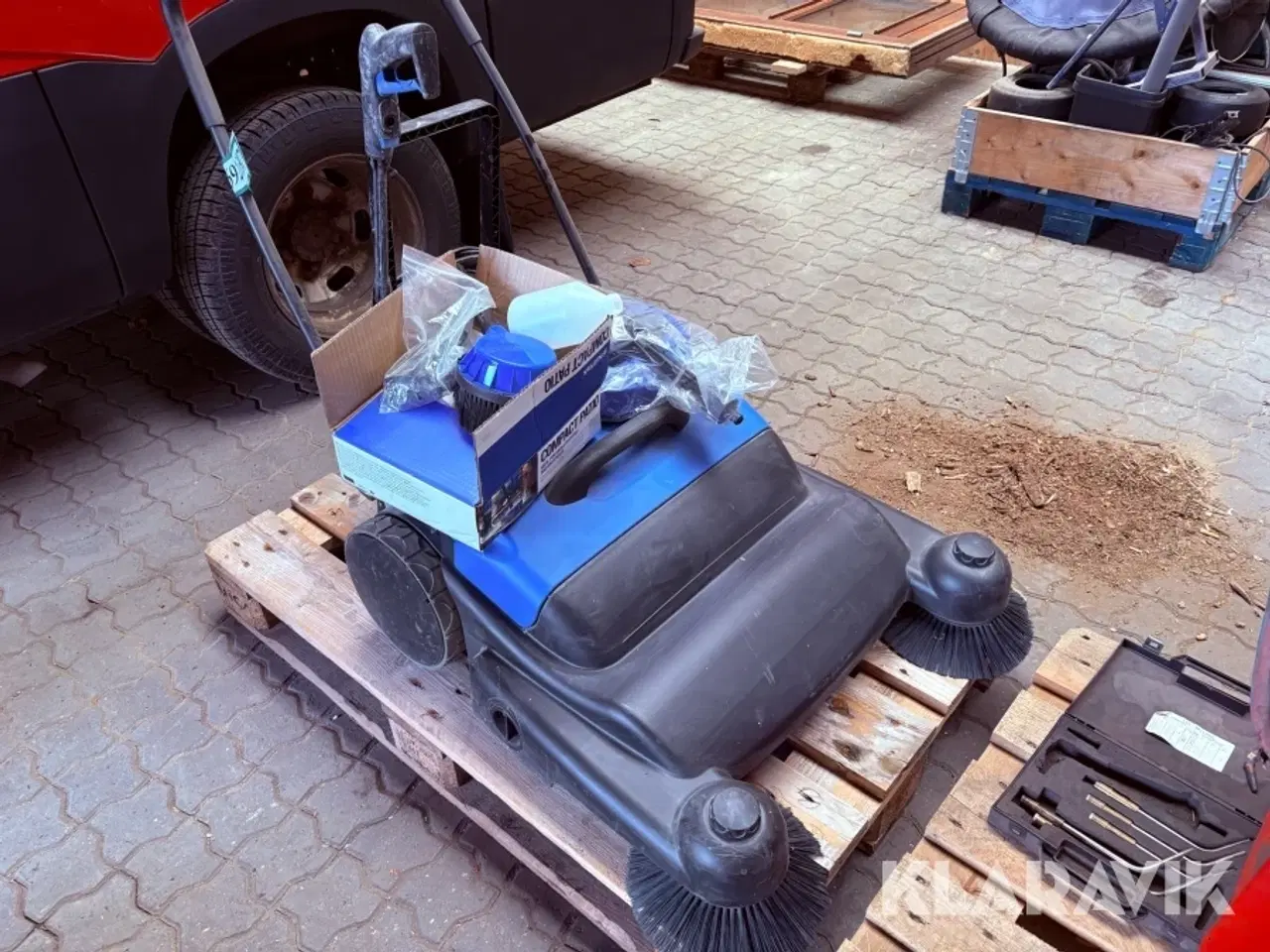 Billede 1 - Fejemaskine / højtryksrenser sæt