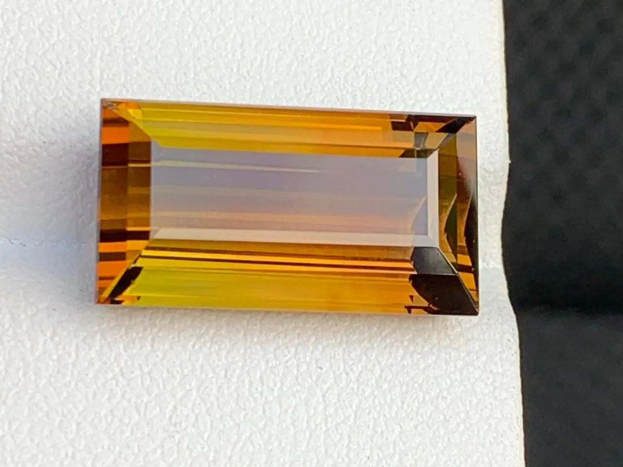Billede 2 - Orange, Gul Turmalin - 19.25 ct - 