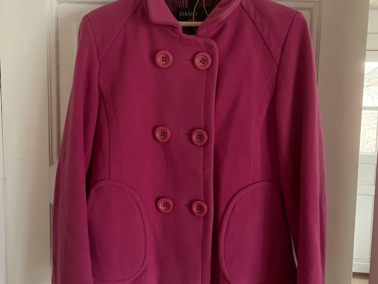 Billede 1 - Pink uld/cashmere jakke - str 40/42