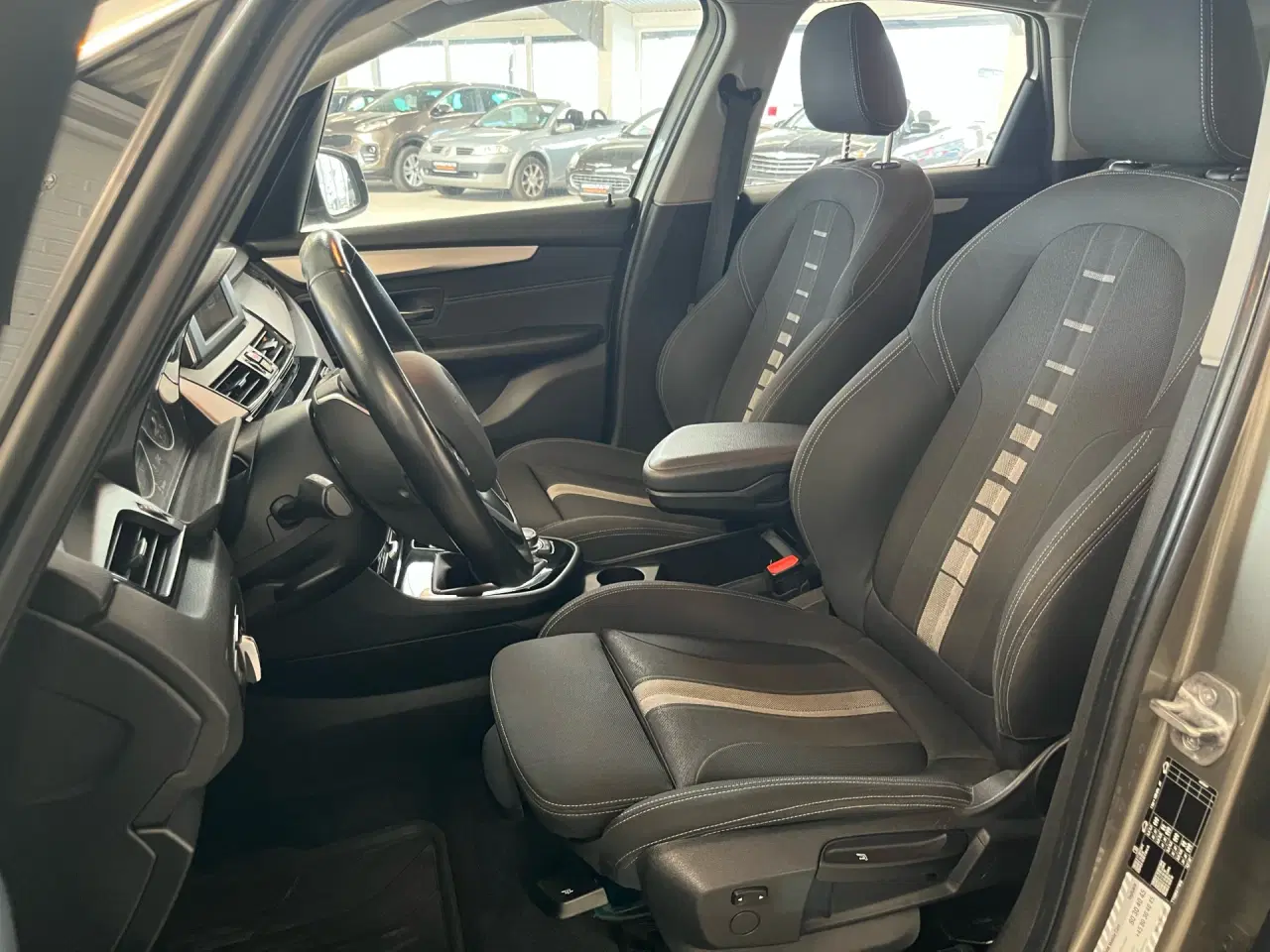 Billede 5 - BMW 218d Active Tourer 2,0 D Advantage 150HK Stc 6g