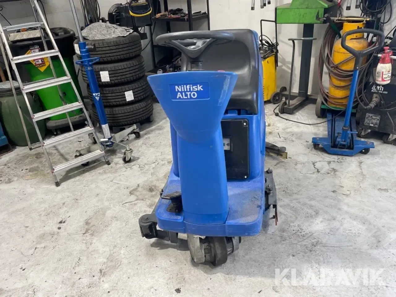 Billede 2 - Gulvvasker Nilfisk Alto scrubtec R371