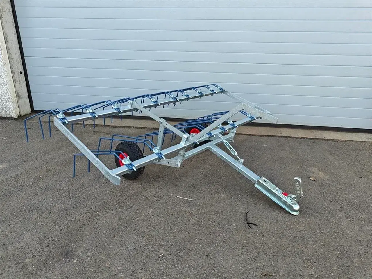 Billede 2 - Anker Bjerre Riven Gårdspladsstrigle 150cm Inkl. kugletræk