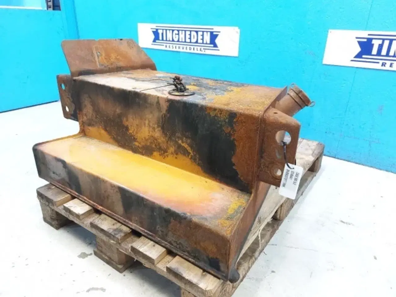 Billede 4 - Case 580 SLE Brændstoft Tank 231884A1