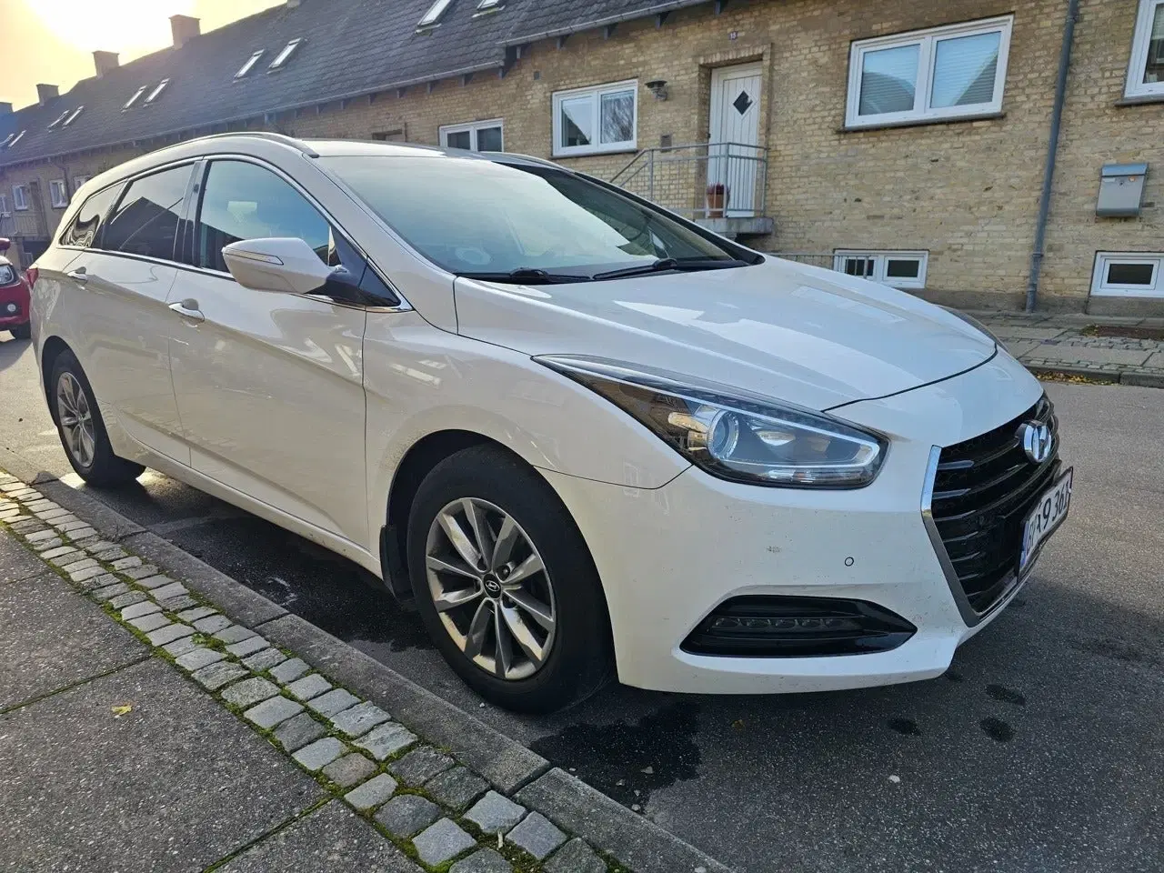 Billede 1 - Hyundai i40 1,7 CRDi 115 Active CW